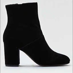 American Eagle Black Velvet Ankle Booties